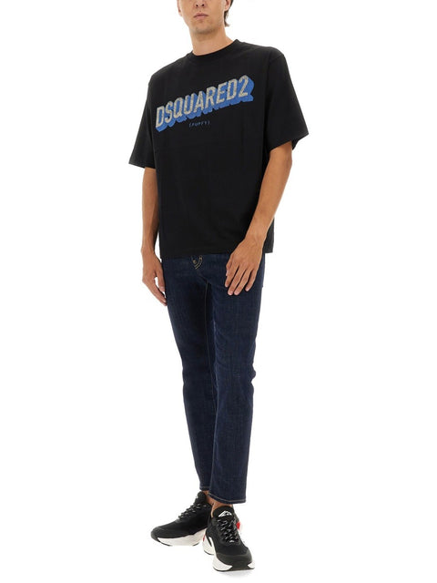 T-SHIRT WITH LOGO
