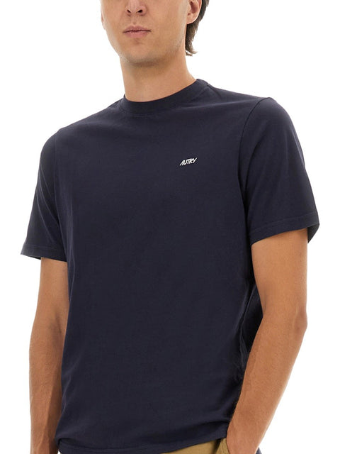 T-SHIRT WITH LOGO