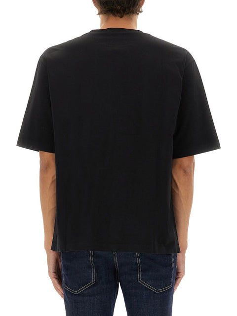 T-SHIRT WITH LOGO