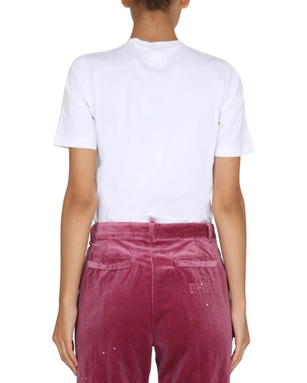 T-SHIRT WITH LOGO