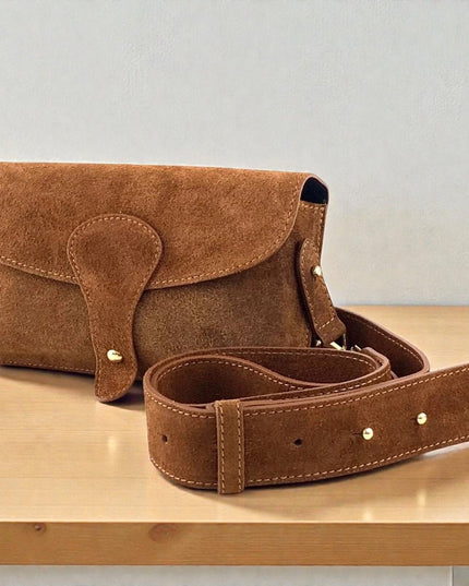 CROSSBODY SAPPHI BREITER RIEMEN WILDLEDER - ModeEcho