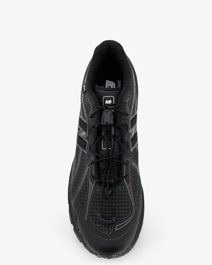 U190631 Gore-tex sneakers with side logo