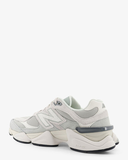 U90602 mesh and suede sneakers with embroidered logo