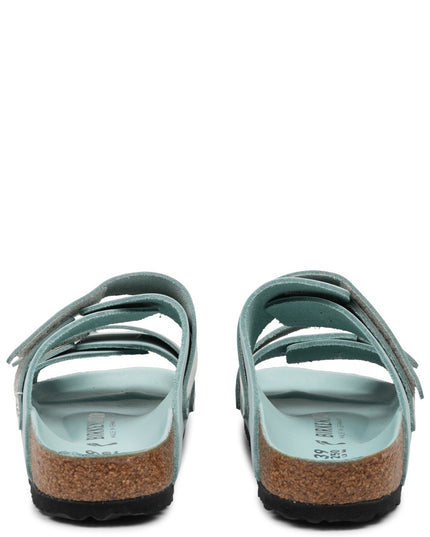 uji sandal