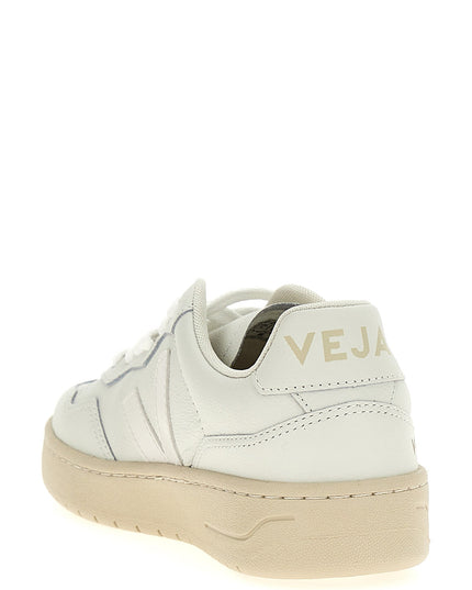 Veja | V-90 Sneakers | White | Unisex