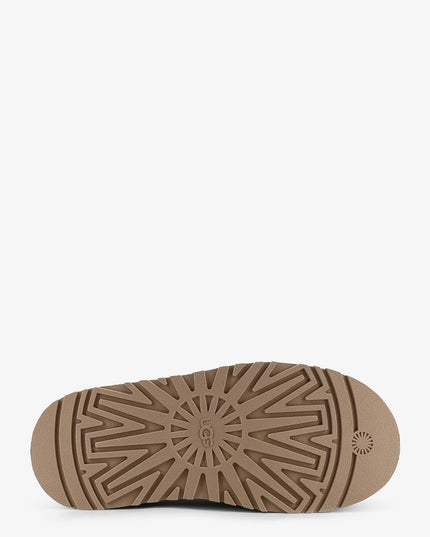 W Tazz suede sandals with engraved logo