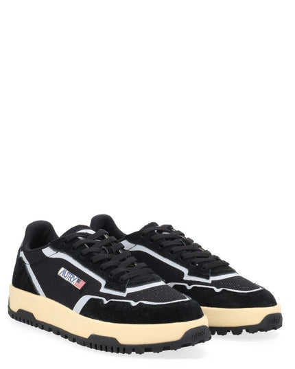 "WILDPACE LOW" SNEAKER