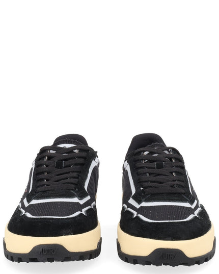 "WILDPACE LOW" SNEAKER