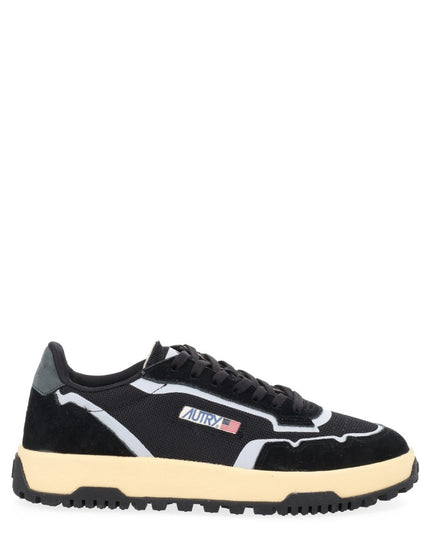 "WILDPACE LOW" SNEAKER