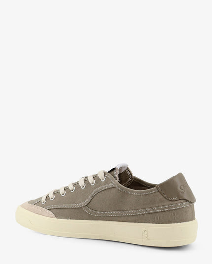Windscape canvas sneakers with side logo label