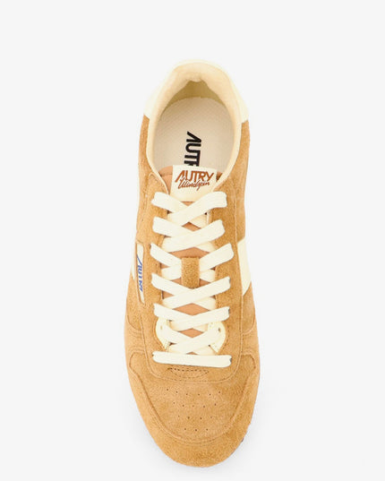 Windspinsuede sneakers