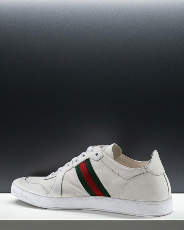 GUCCI Leather Sneakers