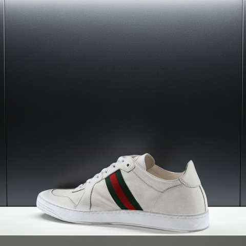 GUCCI Leather Sneakers