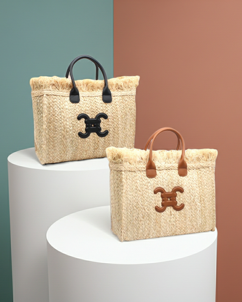 Strandtasche aus Raffia mit CC-Logo – stilvoll und praktisch für den Sommer