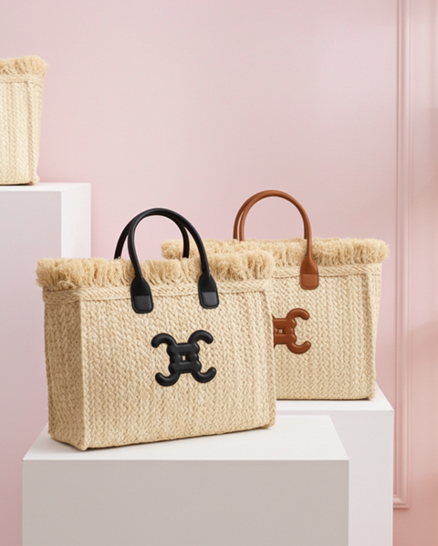 Strandtasche aus Raffia mit CC-Logo – stilvoll und praktisch für den Sommer